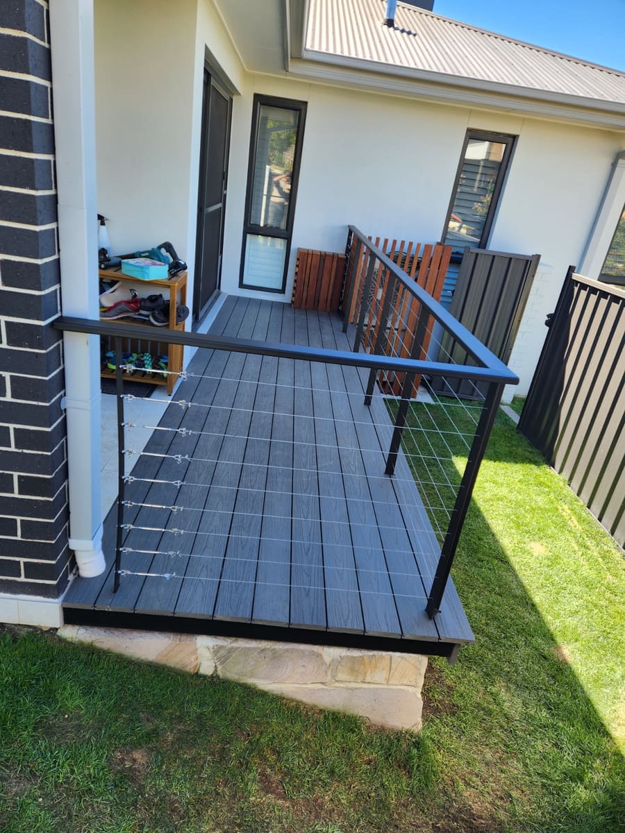 Side deck with wire balustrade after